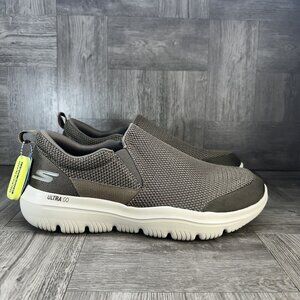 Skechers GO Walk Evolution Men's size 11 Light Brow Slip On Shoes